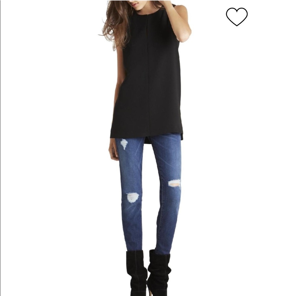 BCBGeneration Black Sleeveless Tunic